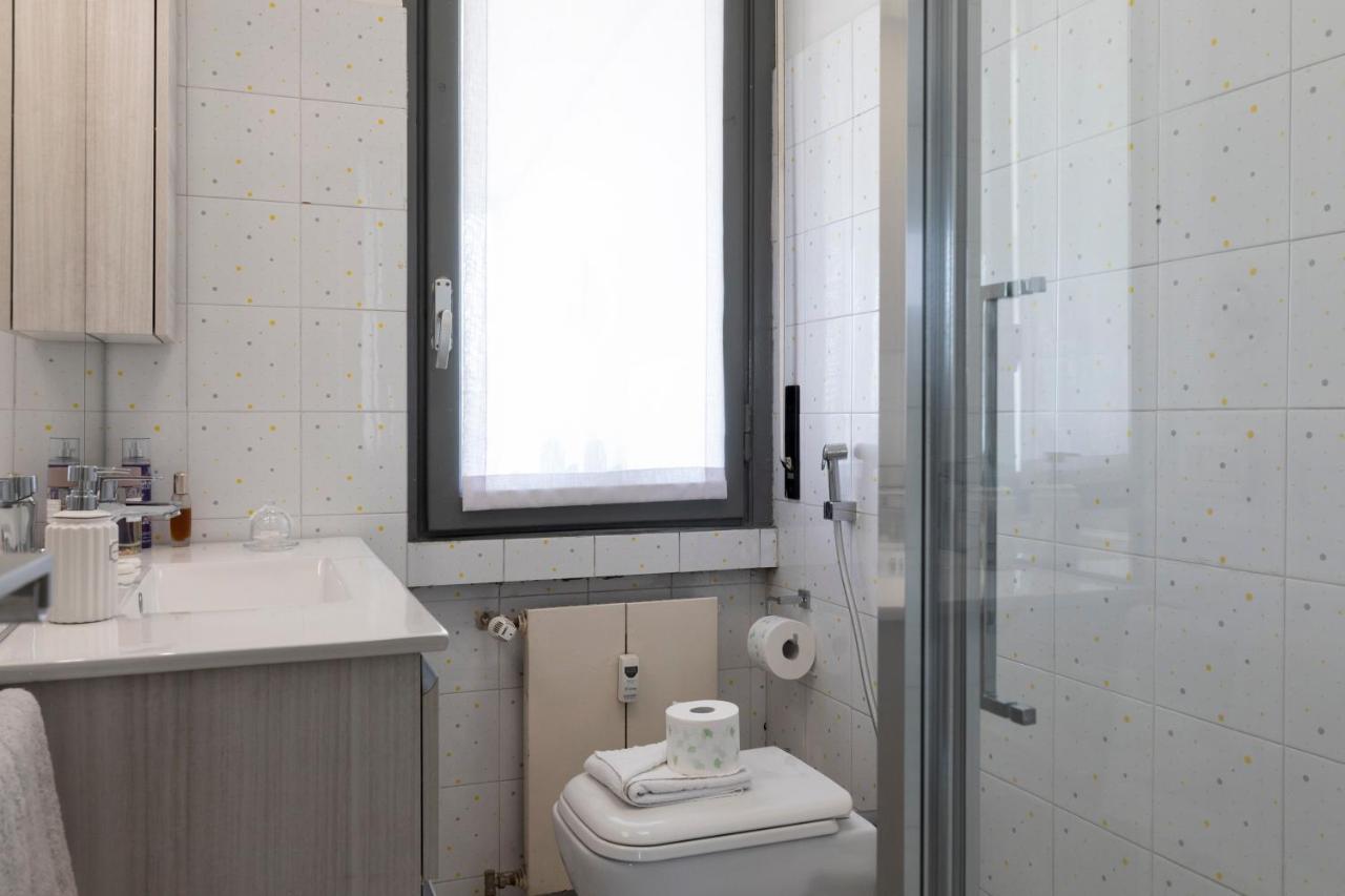 La Veranda - Bright Top Floor Apartment With Views Of The Madonnina Mailand Exterior foto